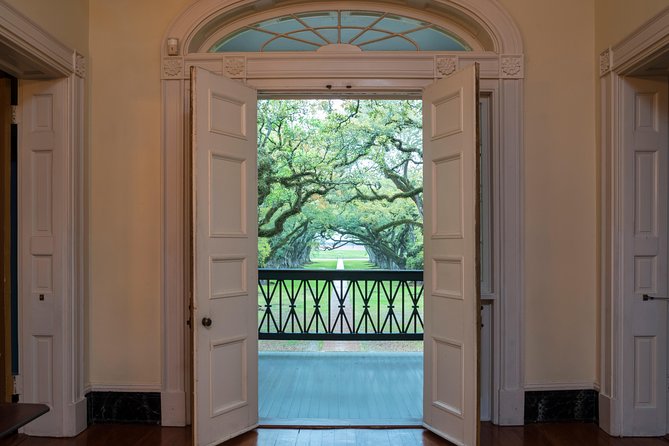Double Plantation Tour From New Orleans: Oak Alley & Laura Plantation - Booking and Pricing Information