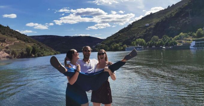 Douro Exclusive: Magnificent Tour - Inclusions and Important Notes