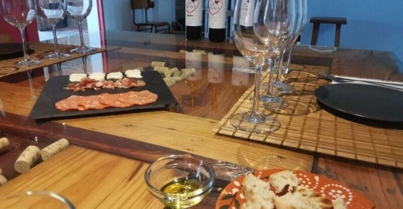 Douro: Premium Wine Tasting and Tapas Tour - Key Points
