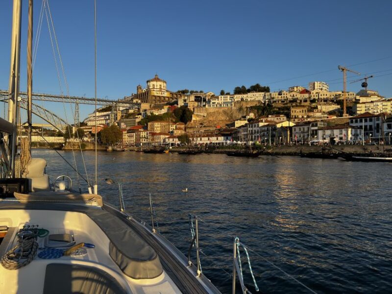 Douro River Boat Tour With Wine and Snacks Included - Key Points