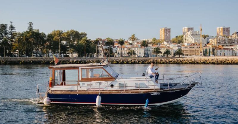 Douro River: Exclusive American Vessel Boat Tour - Pricing and Booking