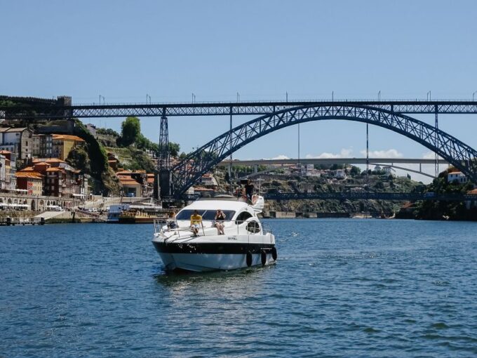 Douro River: Exclusive Luxury Yacht Cruise - Booking and Payment