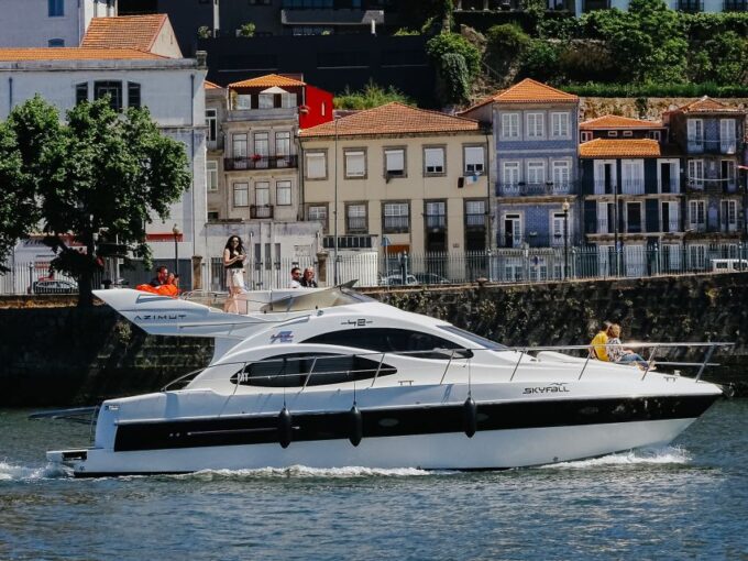 Douro River: Exclusive Luxury Yacht Cruise - Frequently Asked Questions