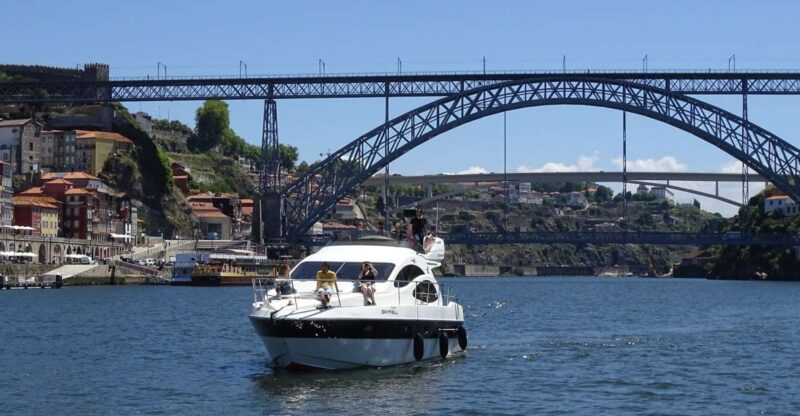 Douro River: Party Boat Tour on a Yacht - Itinerary and Route