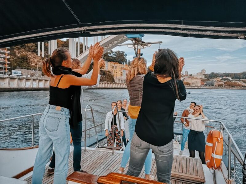Douro River: Party Boat Tour - Inclusions