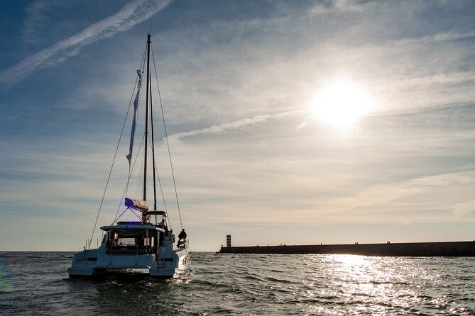 Douro River Sightseeing Sailing Cruise at Sunset or Daytime - Group Size and Booking