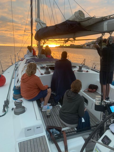 Douro Sunset Sailboat Experience in Porto - Meeting Information