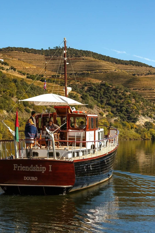 Douro Tour: Renowned Winery's Lunch & Private Luxury Cruise - Tour Highlights