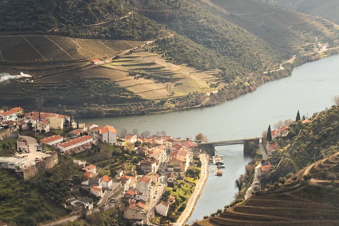 Douro Valley - Beginning Course at the Casa Da Encosta, Pinhão - Location and Meeting Point