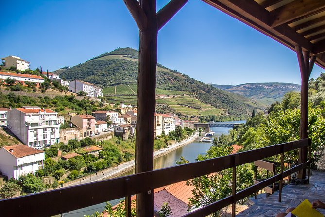 Douro Valley Private Tour With Sommelier - Tour Overview