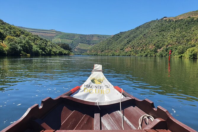 Douro Valley Tour With Train and Vinho Verde - Convenient Meeting and Pickup Options