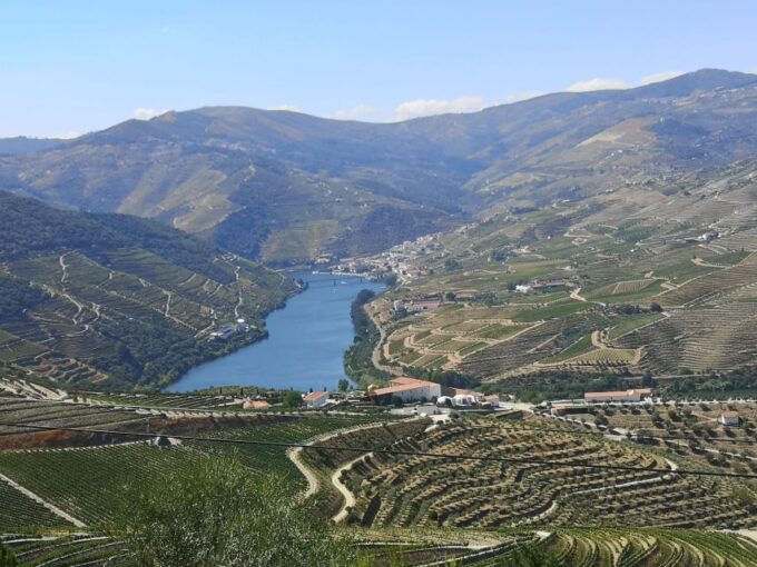 DouroValley Sunset,Live Show,Fine Chef Dining,Wine Tastings - Frequently Asked Questions