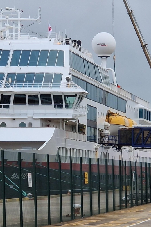 Dover Port to London via Dover & Leeds Castle Private - Dover Castle Exploration