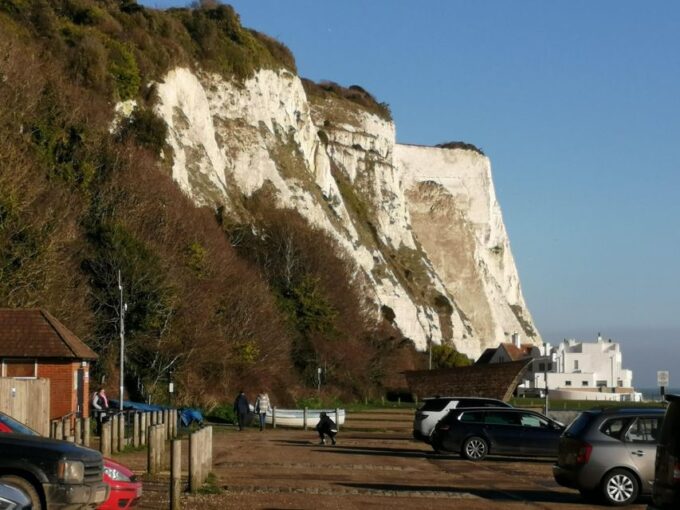 Dover Port to London via Dover & Leeds Castle Private - Highlights and Attractions