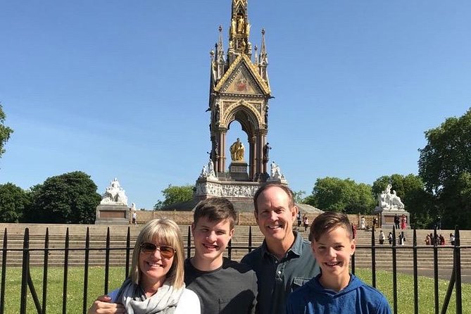 Downton Abbey London Filming Locations: Private Half-Day Tour - Meeting and Pickup