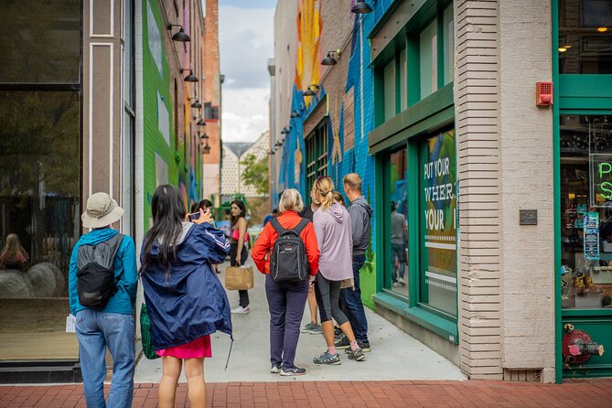 Downtown Boulder Mural Walking Tour - Near Public Transportation