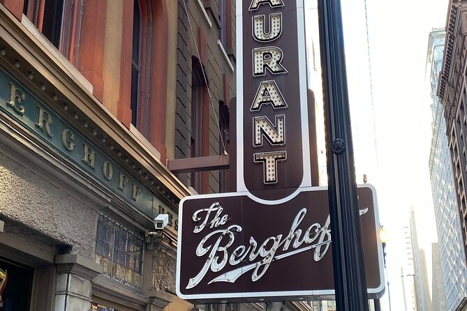 Downtown Chicago TV and Movie Sites Guided Walking Tour - Positive Feedback