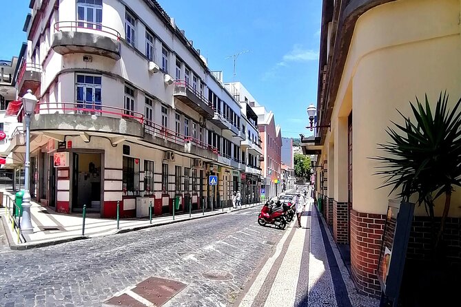 Downtown Funchal: A Self-Guided Audio Tour Through the Old City - Self-Guided Audio Tour Format