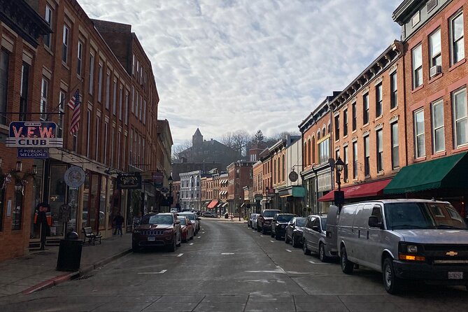 Downtown Galena Food and Drink Tour - Alcoholic Beverages