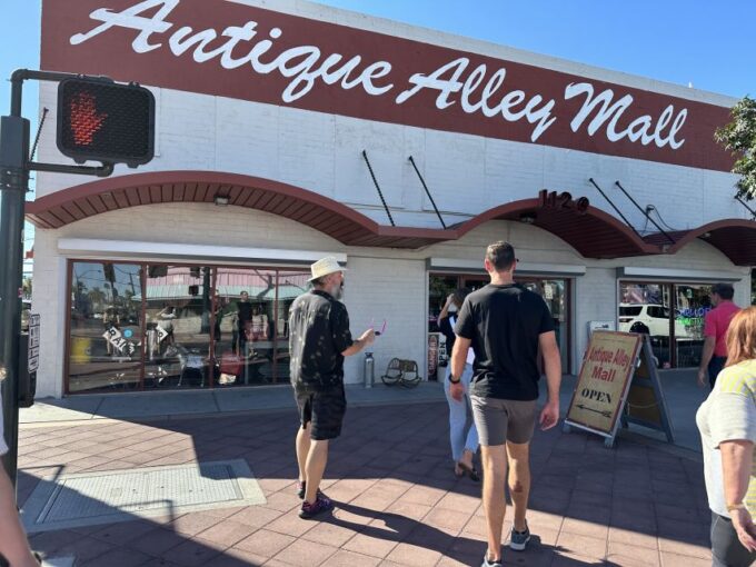Downtown Las Vegas: Arts District & Brewery Row Walking Tour - Accessibility and Cancellation