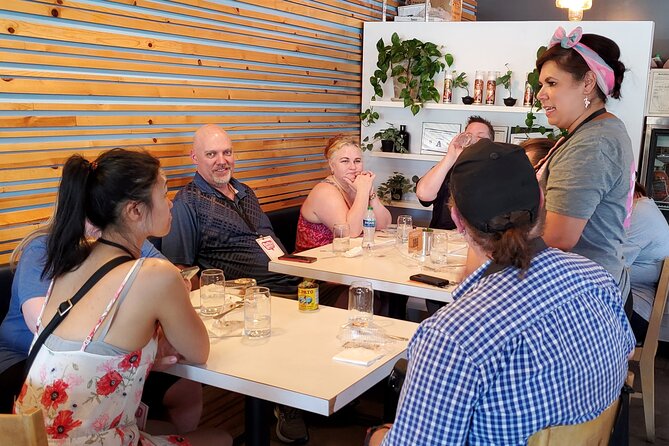 Downtown Las Vegas Sightseeing and Foodie Tour - Positive Reviews