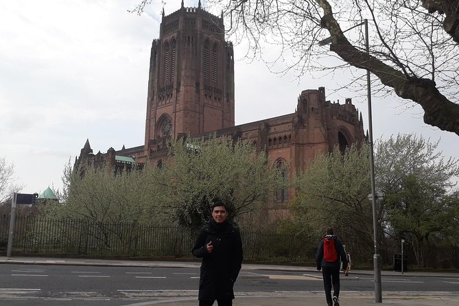 Downtown Liverpool Walking Tour - In English - Getting to the Starting Point