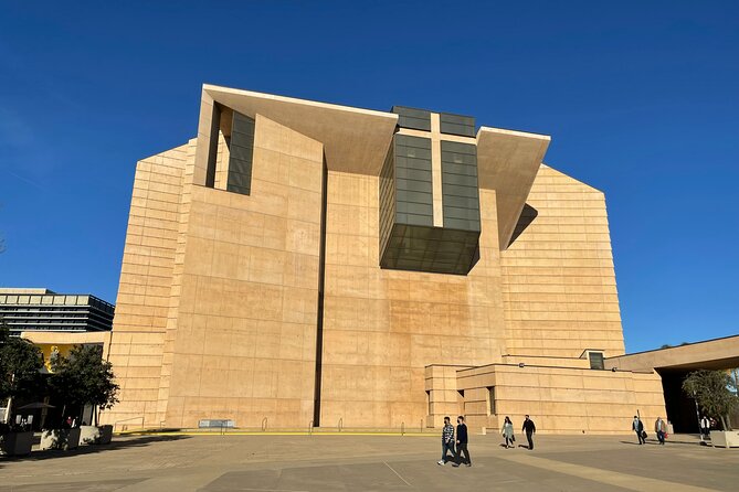 Downtown Los Angeles: A Self-Guided Audio Tour - Accessibility Considerations