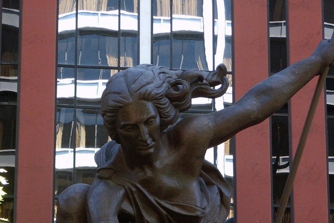 Downtown Portlands Outdoor Sculptures: A Self-Guided Audio Tour - Uncovering Art in the City