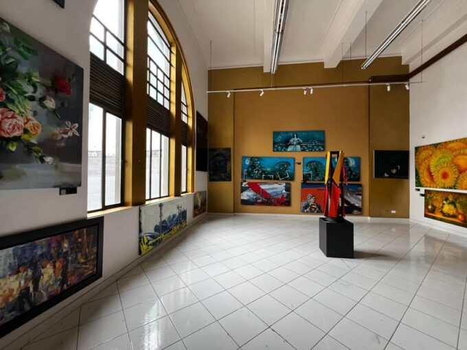 Downtown Shopping and Art Galleries/Museum - Accessibility and Group Options