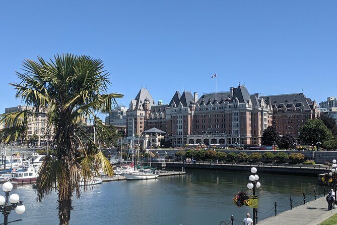 Downtown Victoria Food & City Tour - Key Points