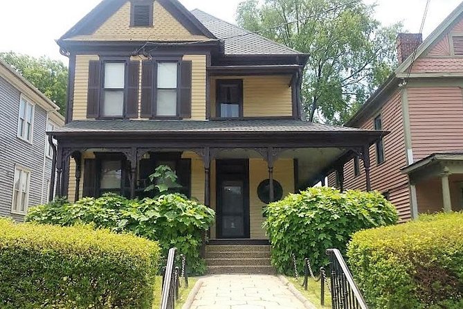 Dr. Martin Luther King Walking Tour With Local Historian - Exploring Ebenezer Baptist Church
