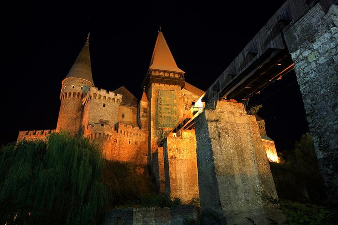 Dracula Beyond the Legend: 8-Day Private Tour in Transilvania - Discovering Transylvanias Medieval Gems