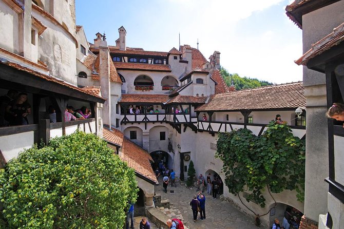Draculas Castle, Brasov and Peles Full-Day Tour From Bucharest - Bran Castle (Draculas Castle)