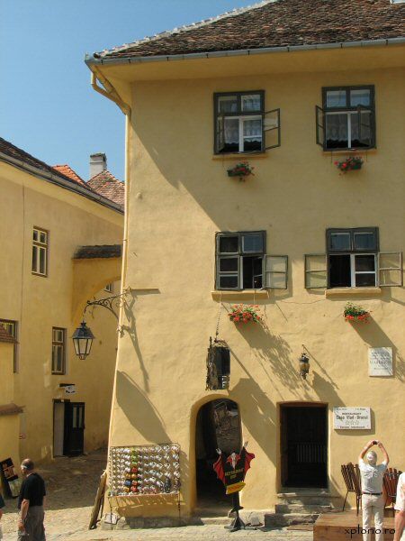 Dracula'S Castle & Sighisoara 2-Day Tour From Bucharest - Itinerary Highlights