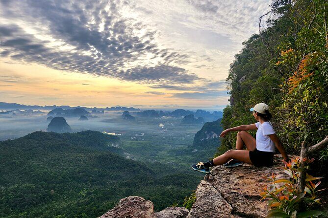 Dragon Crest Sunrise Hike and Klong Root Kayaking Private Tour - Key Points