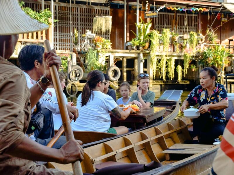 Dragon Temple & Paddle Boat Dinner at Damnoen Saduak - Itinerary Overview