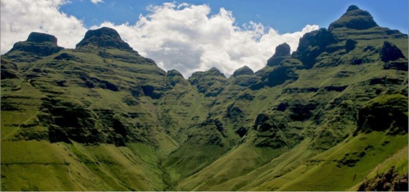 Drakensberg Mountains Full Day Tour From Durban & Hiking - Howick Falls Grandeur