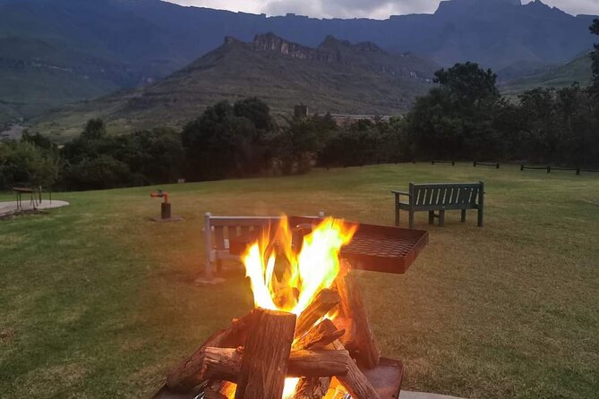 Drakensberg Mountains. Tugela Gorge and Amphitheater Hike - Guided Tour Highlights