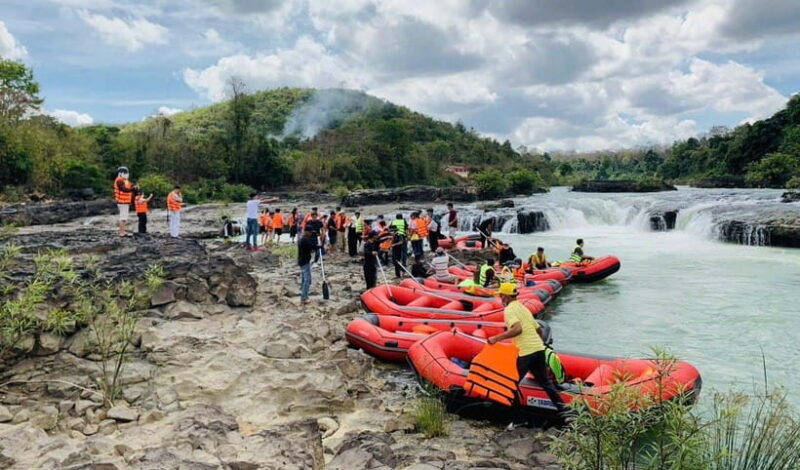Dray Nur Waterfall Half Day Tour With Rafting and Lunch - Local Cuisine and Dining Experience