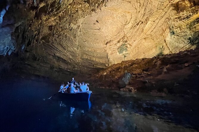 Dream Tour: Melissani Lake, Drogarati Cave, Myrtos (viewpoint) - Booking Confirmation and Reviews