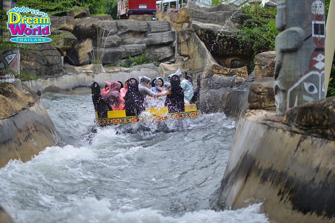 Dream World Bangkok With Buffet Lunch - Dining and Refreshments
