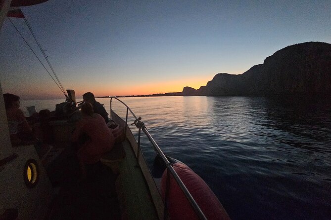Dreamy Cruise Sunset Tour With Dinner and Unlimited Wine! - Additional Activities