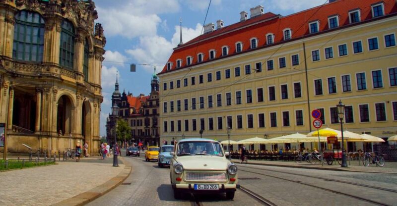 Dresden: 75-Minute Trabi Safari - Discover Dresdens Highlights
