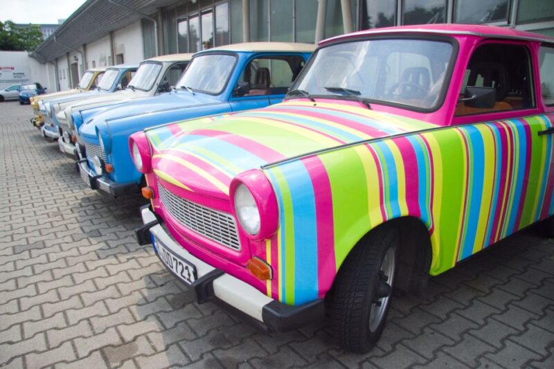 Dresden: 75-Minute Trabi Safari - Trabi Driving License for Beginners