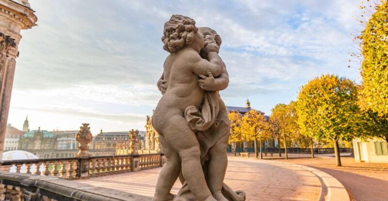 Dresden: Art and Culture Walking Tour With Local Guide - Key Points