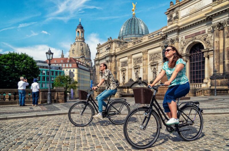 Dresden: Bike Rental - City Bike With Option Children Seat - Included Accessories