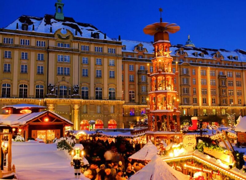 Dresden : Christmas Markets Festive Digital Game - Artistic Challenges and Discoveries