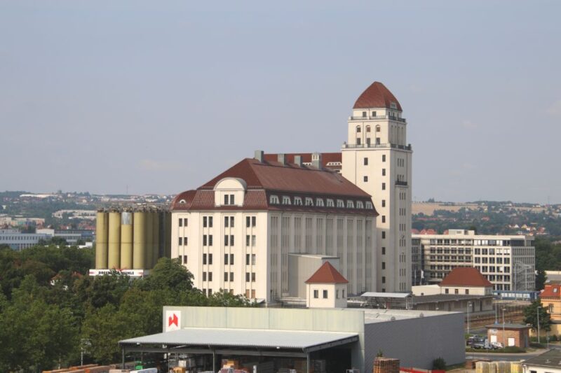 Dresden Friedrichstadt: Scavenger Hunt Self-Guided City Tour - Included Features