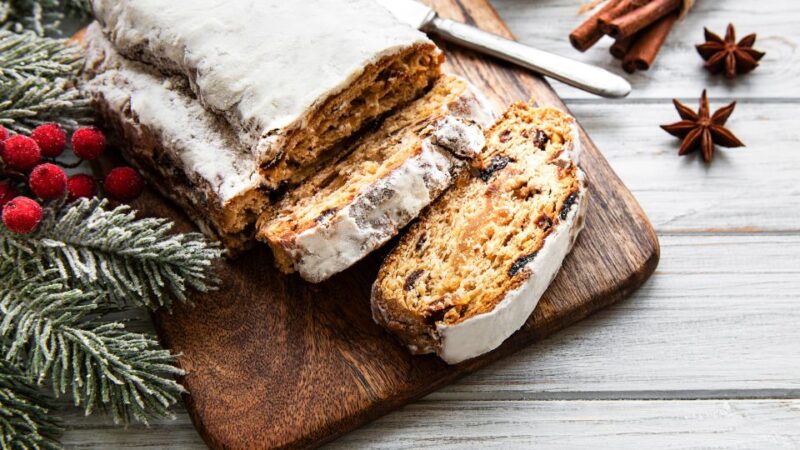 Dresden: Guided Bus Tour to Stollen Bakery With Tasting - Tour Details