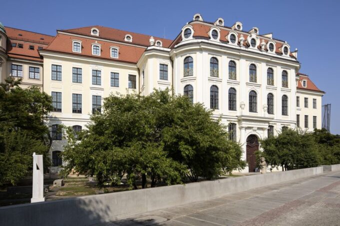 Dresden: Guided City Walk and City Museum Entrance Ticket - Overall Customer Satisfaction